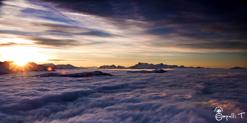 1-mer_nuages_pic_saint_michel.jpg